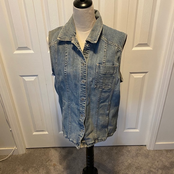 Women’s Chicos L Denim Vest - Picture 1 of 7